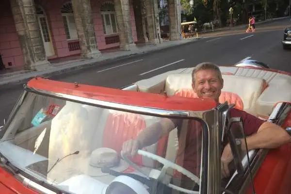 Convertible Car tour in Havana CubasBest