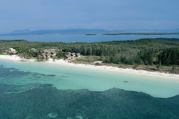 Cayo Levisa Closed Hotel and Beach
