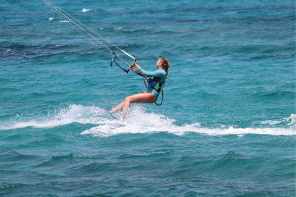 Kitesurfing